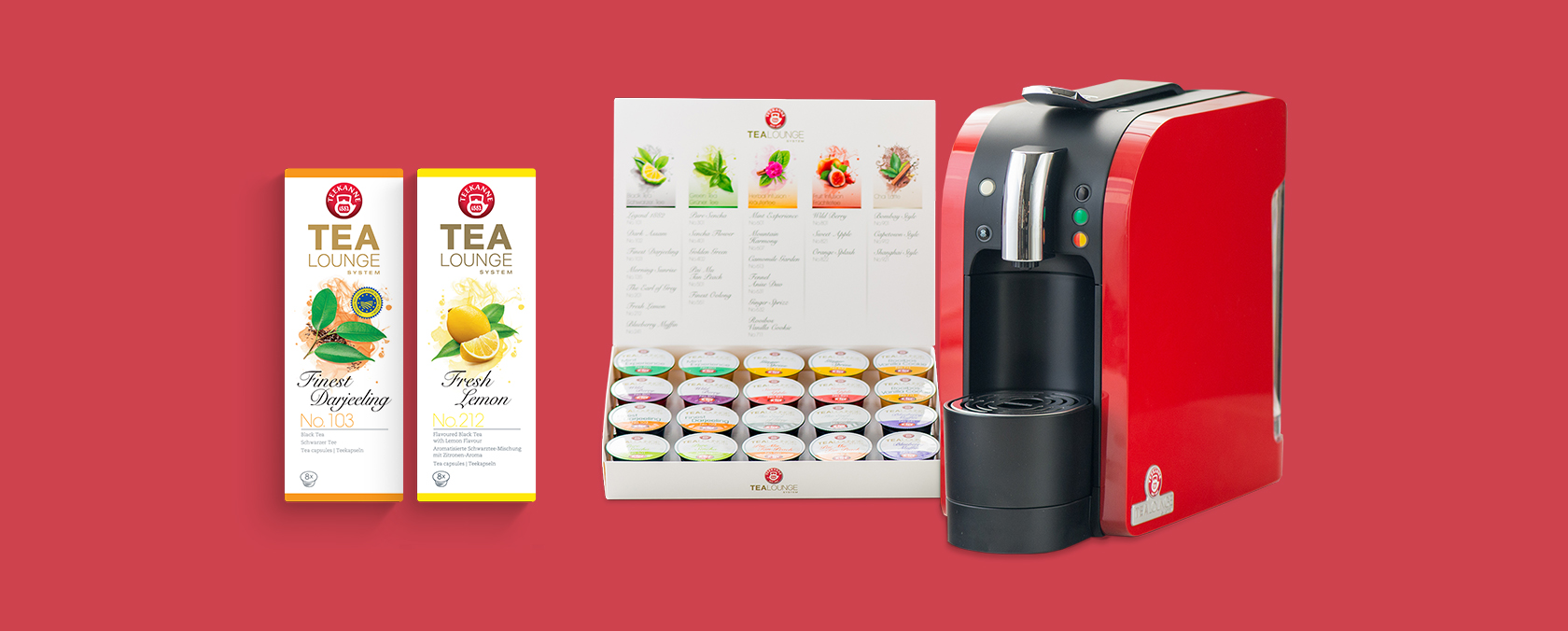 Rote Teeaufbrühmaschine mit Teekapselboxen und Geschmacksauswahltafel auf passendem roten Hintergrund.